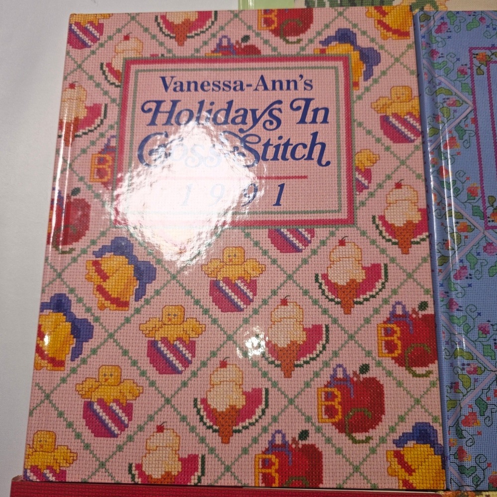 5 Vanessa Ann Collection Holidays In Cross-Stitch 1990-1993 Mother's Garden - Picture 4 of 9